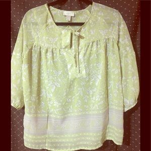 LOFT - *NWOT* XS - light green, flowy blouse.